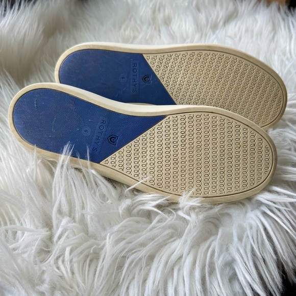 Rothy’s Black Chelsea boots - Picture 3 of 6